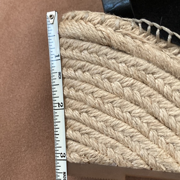 Vince Camuto espidrelles sandals leather &  weave wedge new ! Size 6.5 - Picture 10 of 10